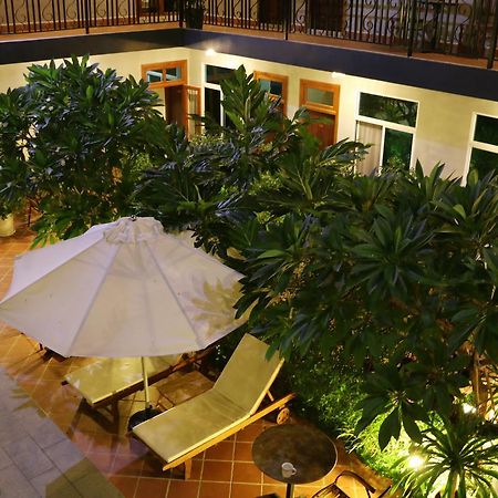 Corner9 Bassac Boutique Hotel Phnom Penh Exterior foto