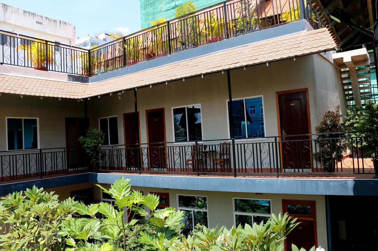 Corner9 Bassac Boutique Hotel Phnom Penh Exterior foto