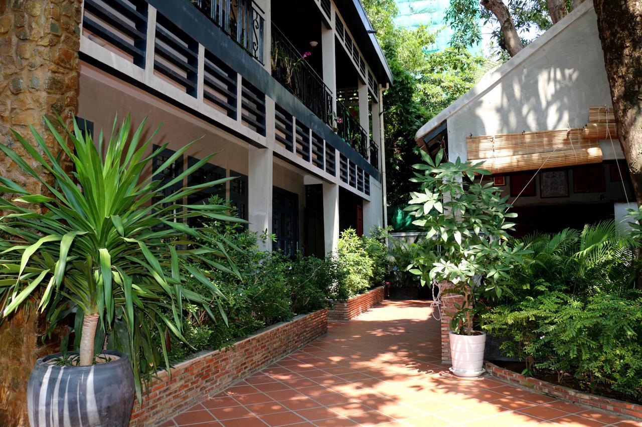 Corner9 Bassac Boutique Hotel Phnom Penh Exterior foto