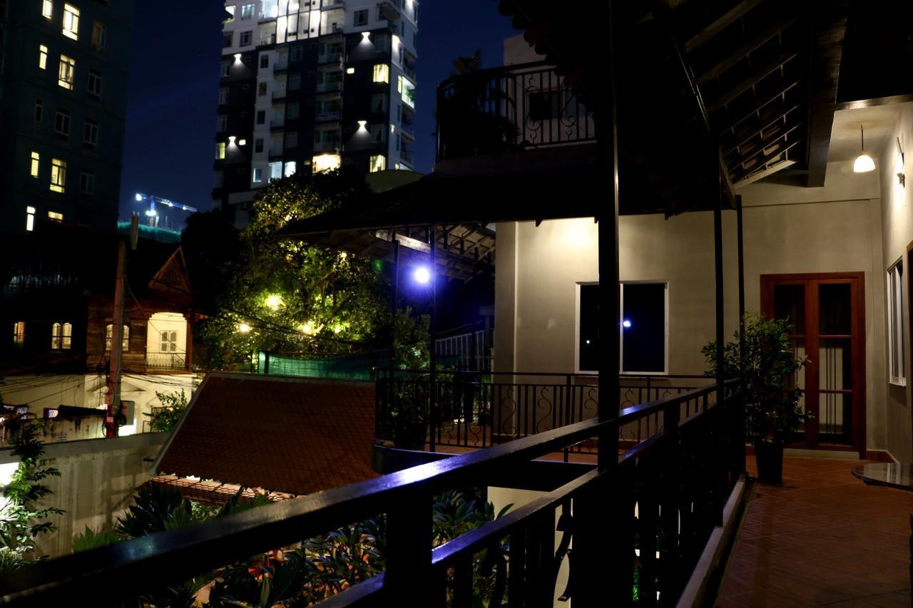 Corner9 Bassac Boutique Hotel Phnom Penh Exterior foto
