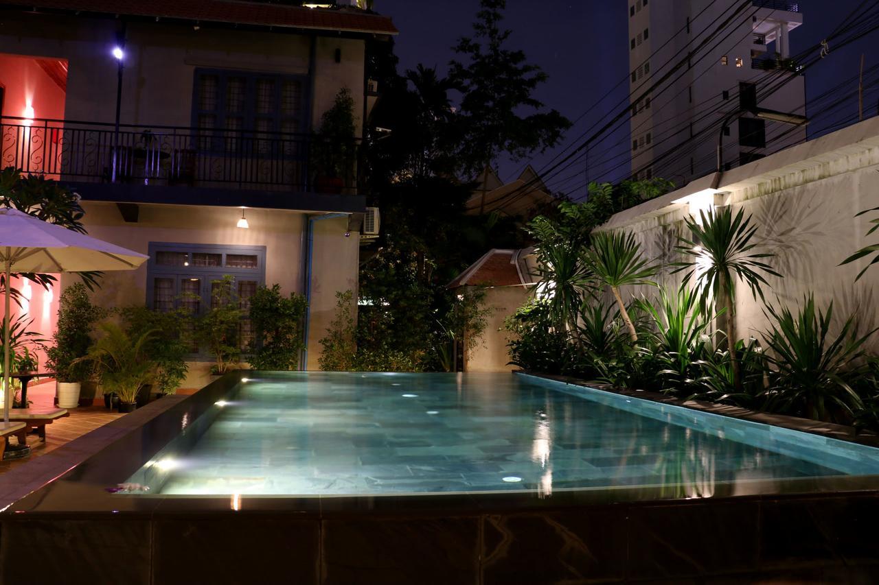 Corner9 Bassac Boutique Hotel Phnom Penh Exterior foto