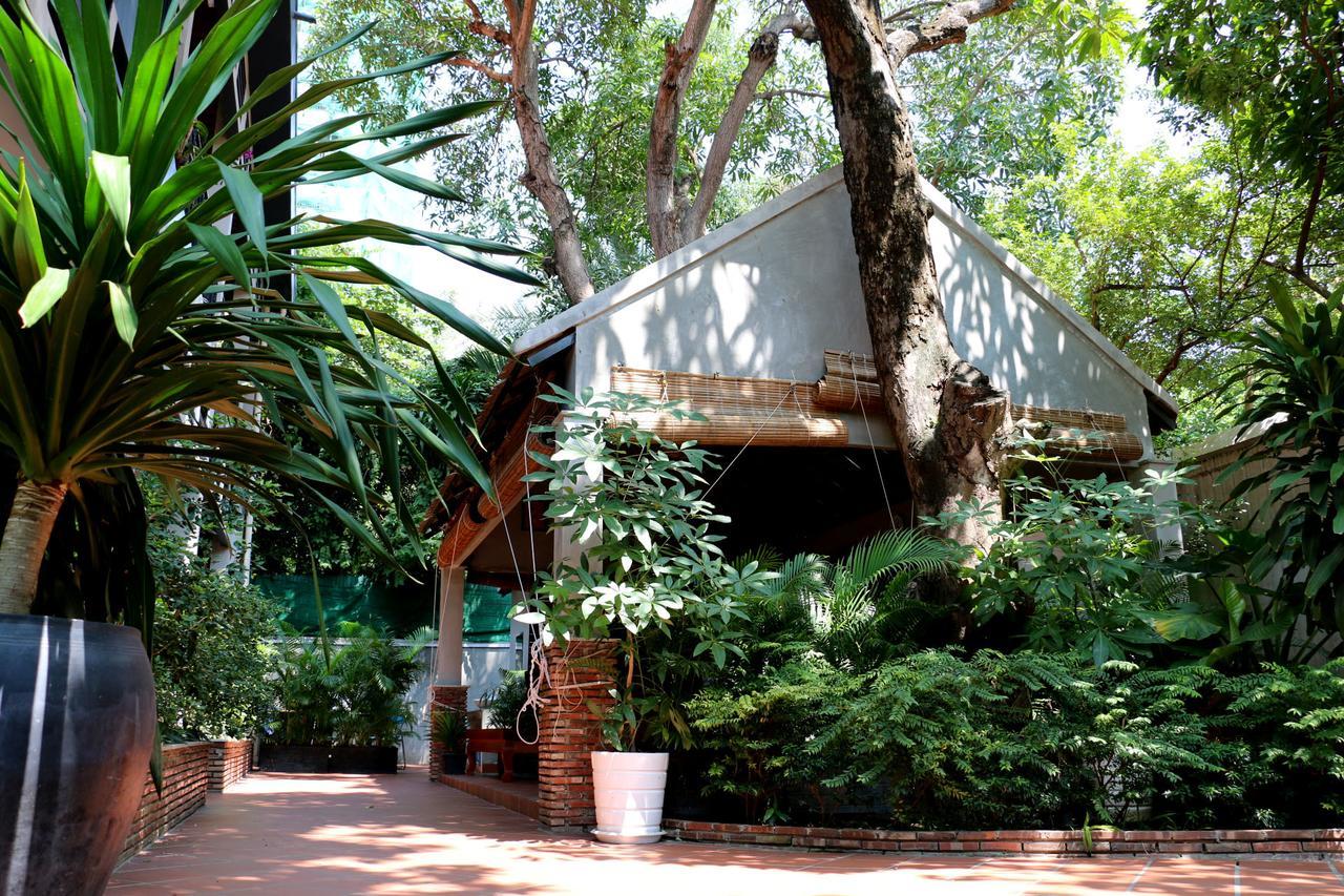 Corner9 Bassac Boutique Hotel Phnom Penh Exterior foto