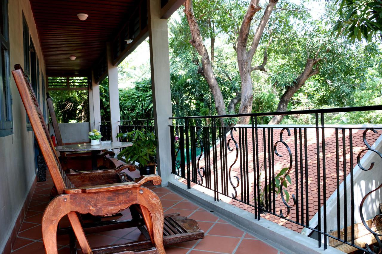 Corner9 Bassac Boutique Hotel Phnom Penh Exterior foto
