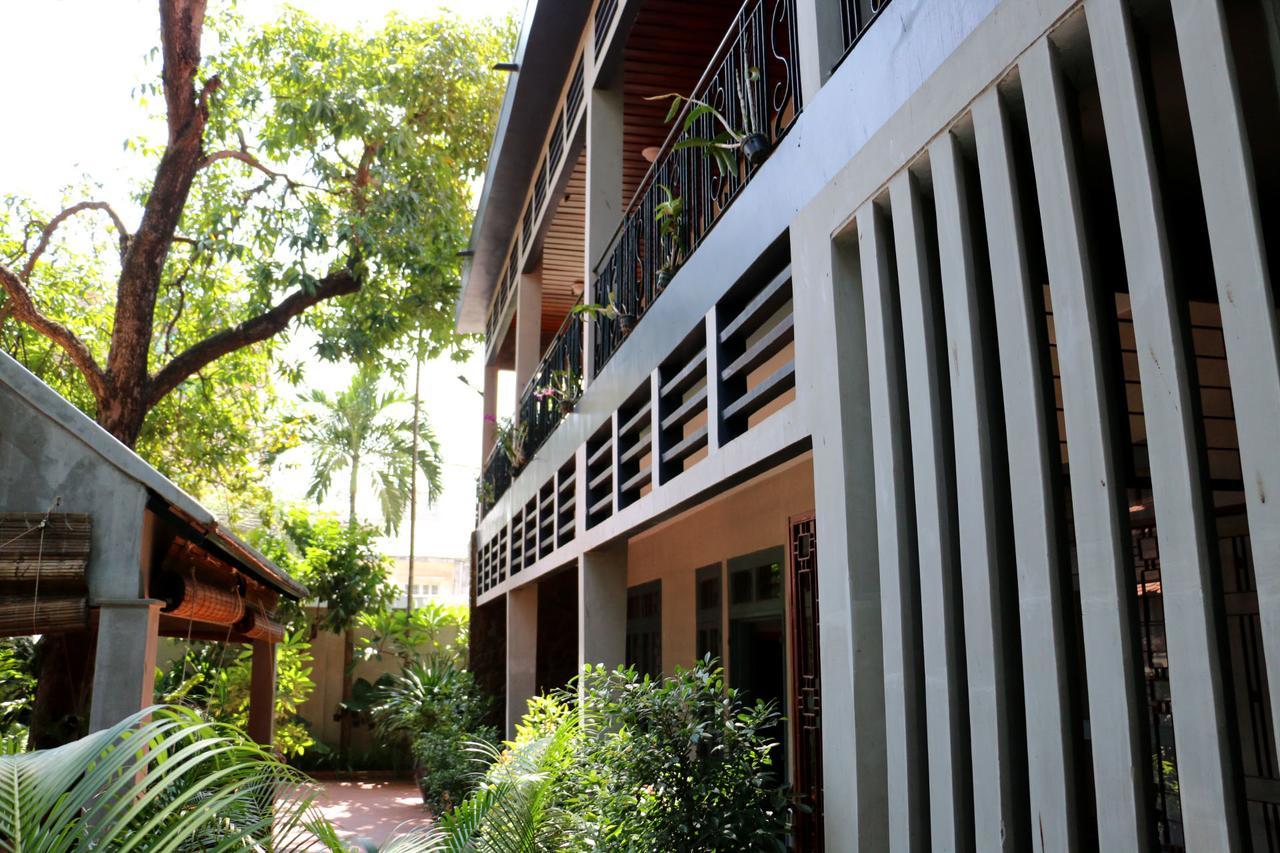 Corner9 Bassac Boutique Hotel Phnom Penh Exterior foto